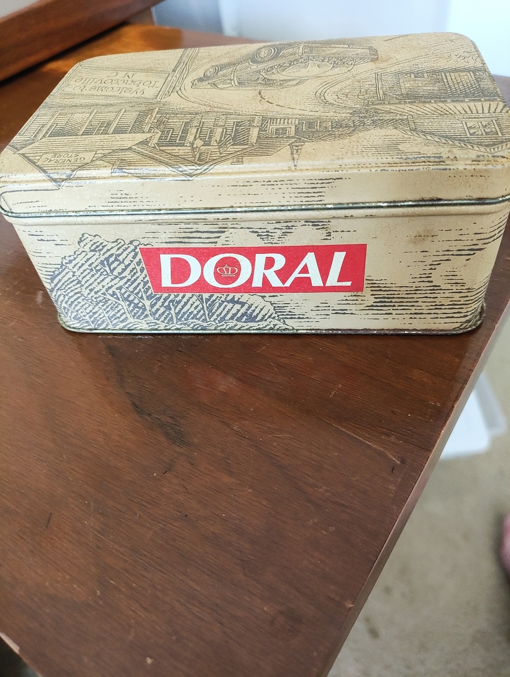 Vintage Decorative Tin Box in Beige and Red 1996